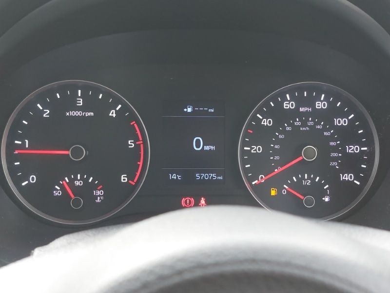 Used Kia Stonic 2018 for sale - 78061263: Photo 19