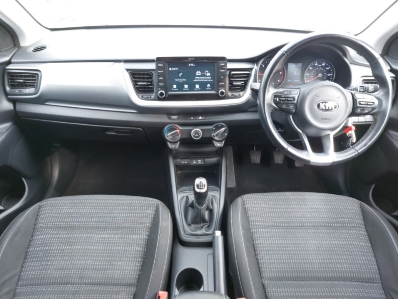 Used Kia Stonic 2018 for sale - 78061263: Photo 2