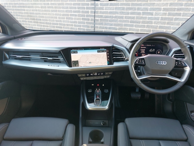 Used Audi Q4 e-tron 2024 for sale - 76053391: Photo 2