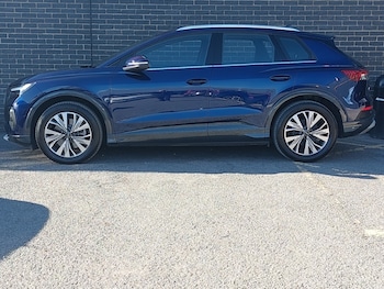 Used Audi Q4 e-tron 2024 for sale - 76053391: Photo 4