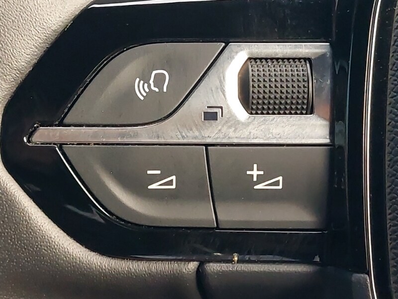 Used Peugeot 2008 2025 for sale - 76860763: Photo 13