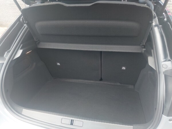 Used Vauxhall Corsa 2023 for sale - 76244202: Photo 8