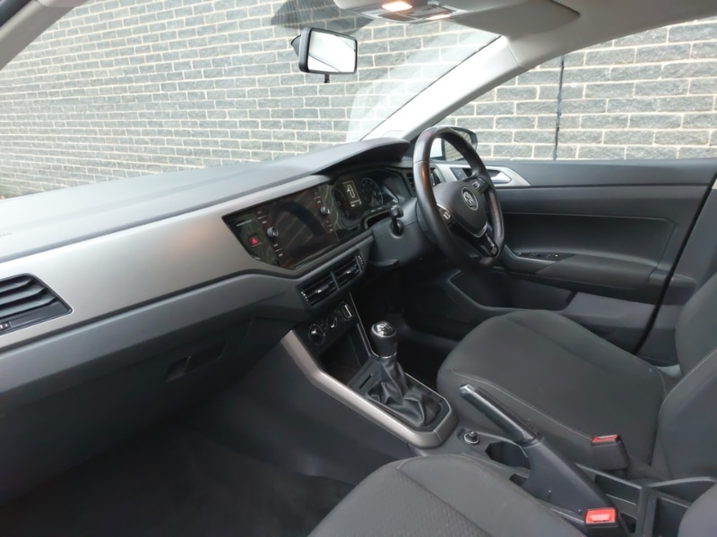 Used Volkswagen Polo 2018 for sale - 77047364: Photo 5