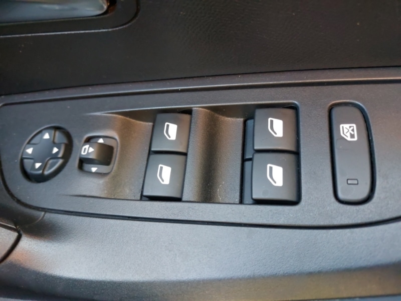 Used Peugeot 2008 2022 for sale - 76628759: Photo 19