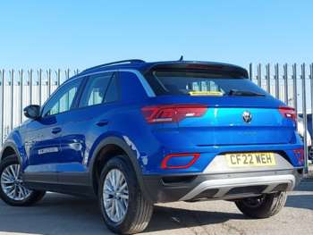 Used Volkswagen T-Roc 2022 for sale - 74760801: Photo