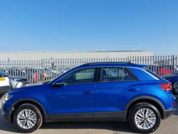 Used Volkswagen T-Roc 2022 for sale - 74760801: Photo