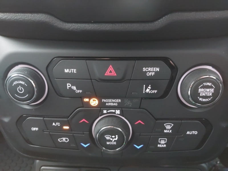 Used Jeep Renegade 2024 for sale - 77278165: Photo 16