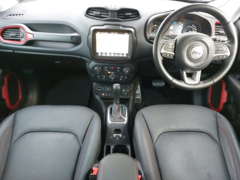 Used Jeep Renegade 2024 for sale - 77278165: Photo 2