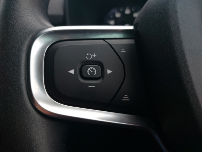 Used Volvo XC40 2021 for sale - 76134850: Photo 12