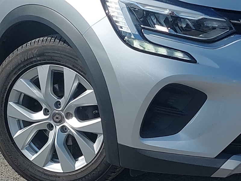 Used Renault Captur 2020 for sale - 76325433: Photo 9