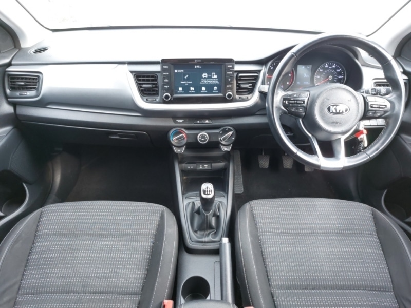 Used Kia Stonic 2018 for sale - 77947887: Photo 2