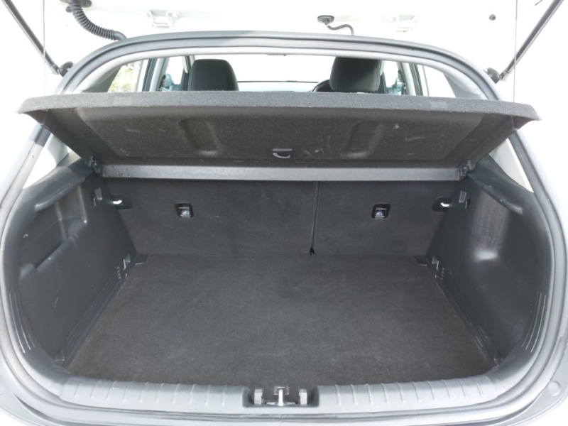 Used Kia Stonic 2018 for sale - 77947887: Photo 8