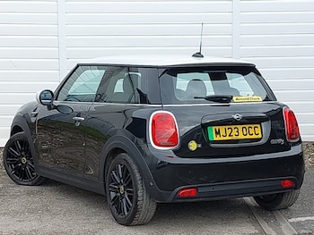 Used MINI Hatch 2023 for sale - 78633931: Photo