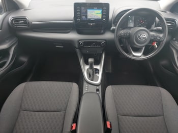 Used Toyota Yaris 2023 for sale - 79310972: Photo