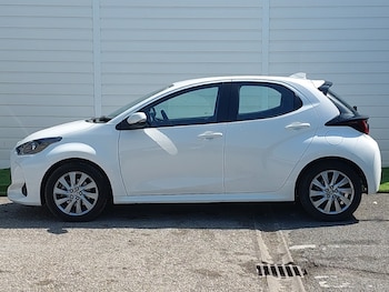Used Toyota Yaris 2023 for sale - 79468348: Photo