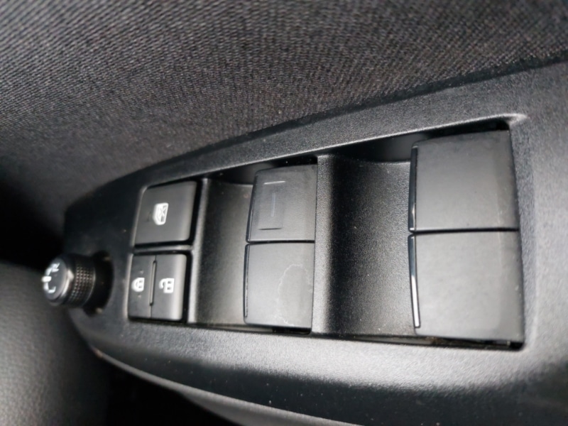 Used Toyota Yaris Cross 2022 for sale - 77709228: Photo 12