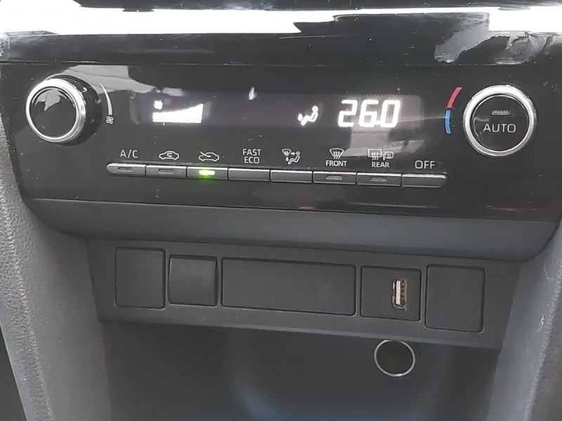 Used Toyota Yaris Cross 2022 for sale - 77709228: Photo 16