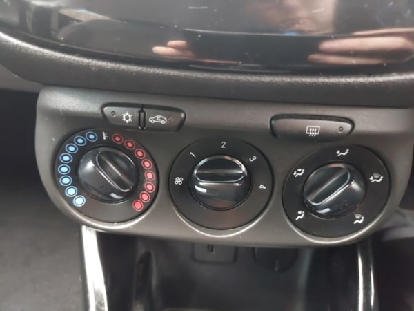 Used Vauxhall Corsa 2016 for sale - 76188167: Photo 15