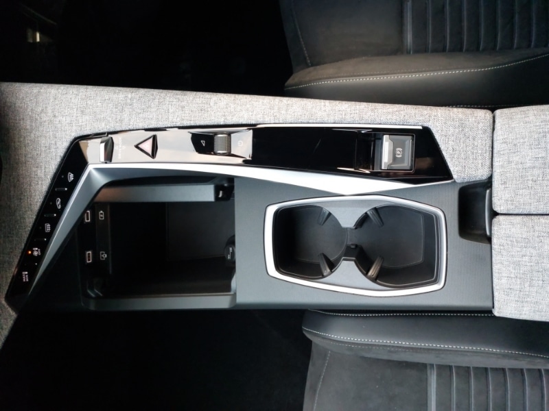 Used Peugeot 5008 2024 for sale - 77086883: Photo 17