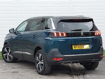 Used Peugeot 5008 2023 for sale - 79654308: Photo