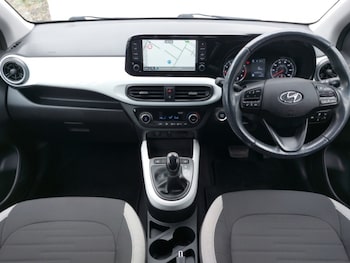 Used Hyundai i10 2023 for sale - 79549736: Photo
