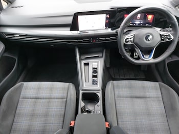 Used Volkswagen Golf 2021 for sale - 77299522: Photo