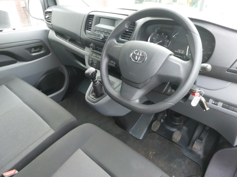 Used Toyota PROACE CITY Verso 2023 for sale - 77201931: Photo 13