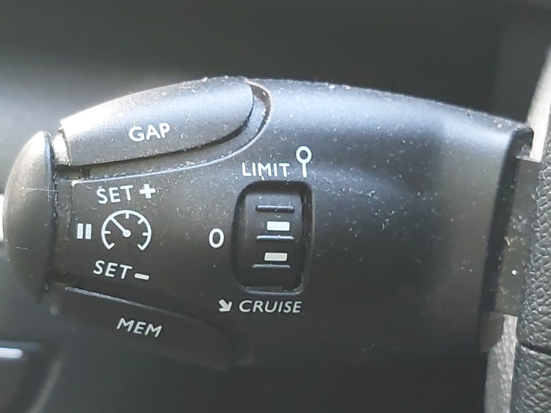 Used Peugeot 308 2018 for sale - 77881730: Photo 18