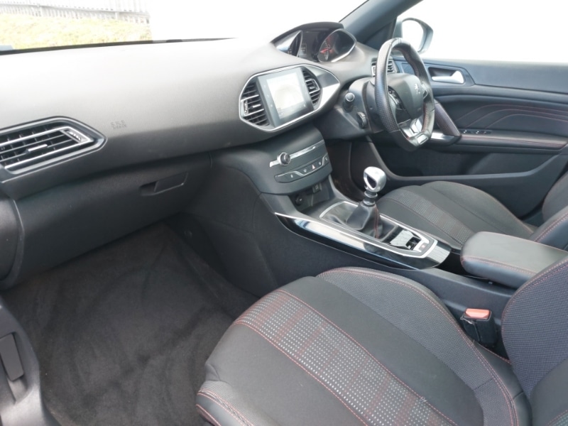 Used Peugeot 308 2018 for sale - 77881730: Photo 5