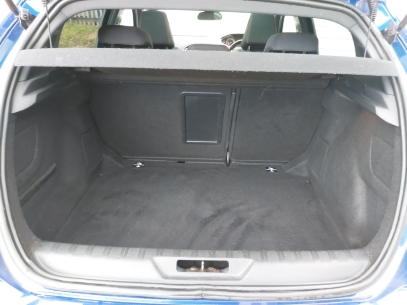 Used Peugeot 308 2018 for sale - 77881730: Photo 8