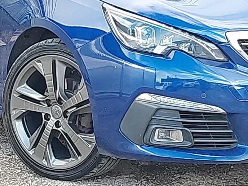 Used Peugeot 308 2018 for sale - 77881730: Photo 9