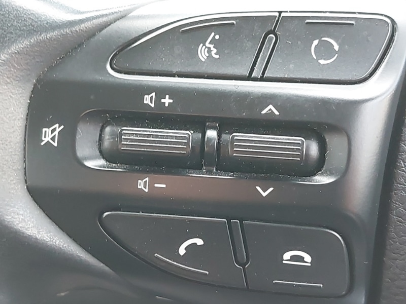 Used Kia Stonic 2018 for sale - 78005898: Photo 14