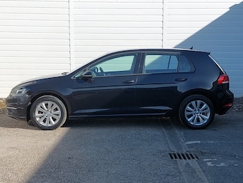Used Volkswagen Golf 2017 for sale - 78346688: Photo