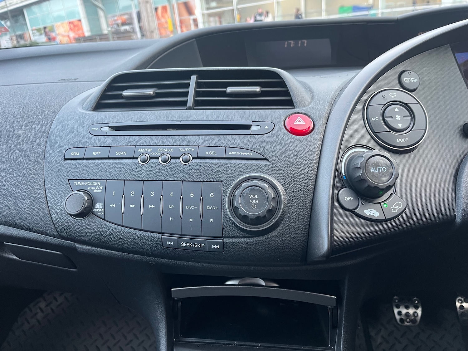 Used Honda Civic 2010 for sale - 77807507: Photo 16