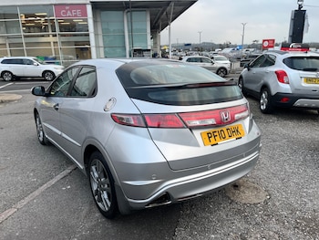 Used Honda Civic 2010 for sale - 77807507: Photo