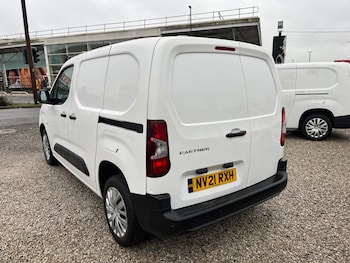 Used Peugeot Partner 2021 for sale - 77572332: Photo