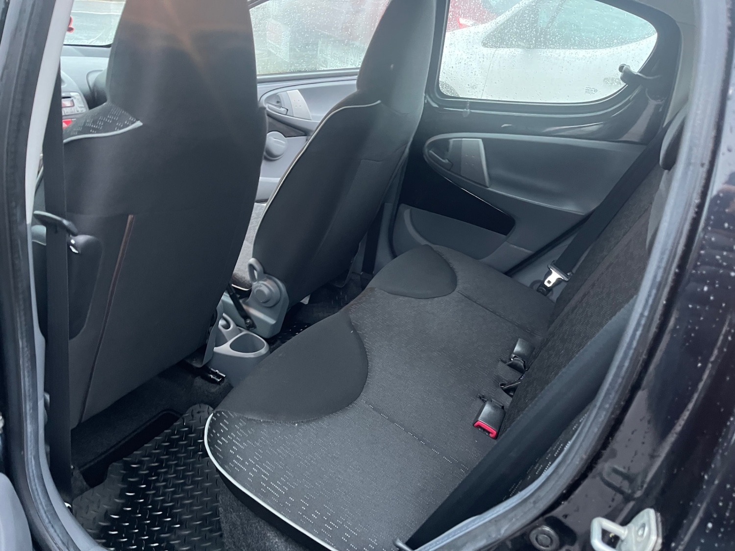 Used Peugeot 107 2010 for sale - 77681981: Photo 10