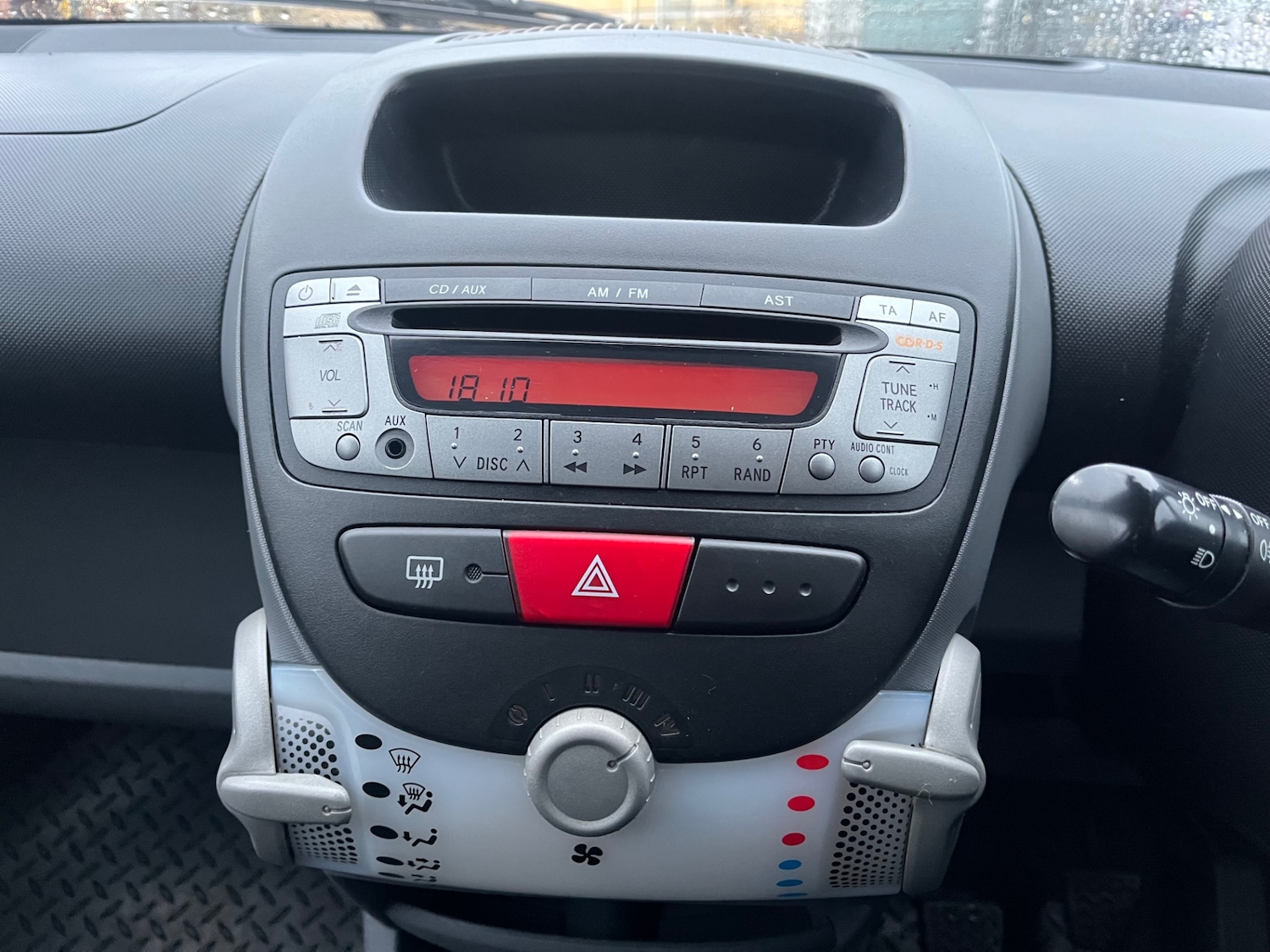 Used Peugeot 107 2010 for sale - 77681981: Photo 18