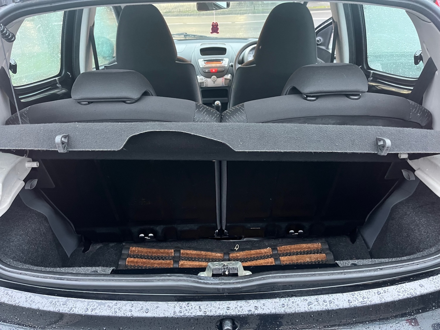 Used Peugeot 107 2010 for sale - 77681981: Photo 9