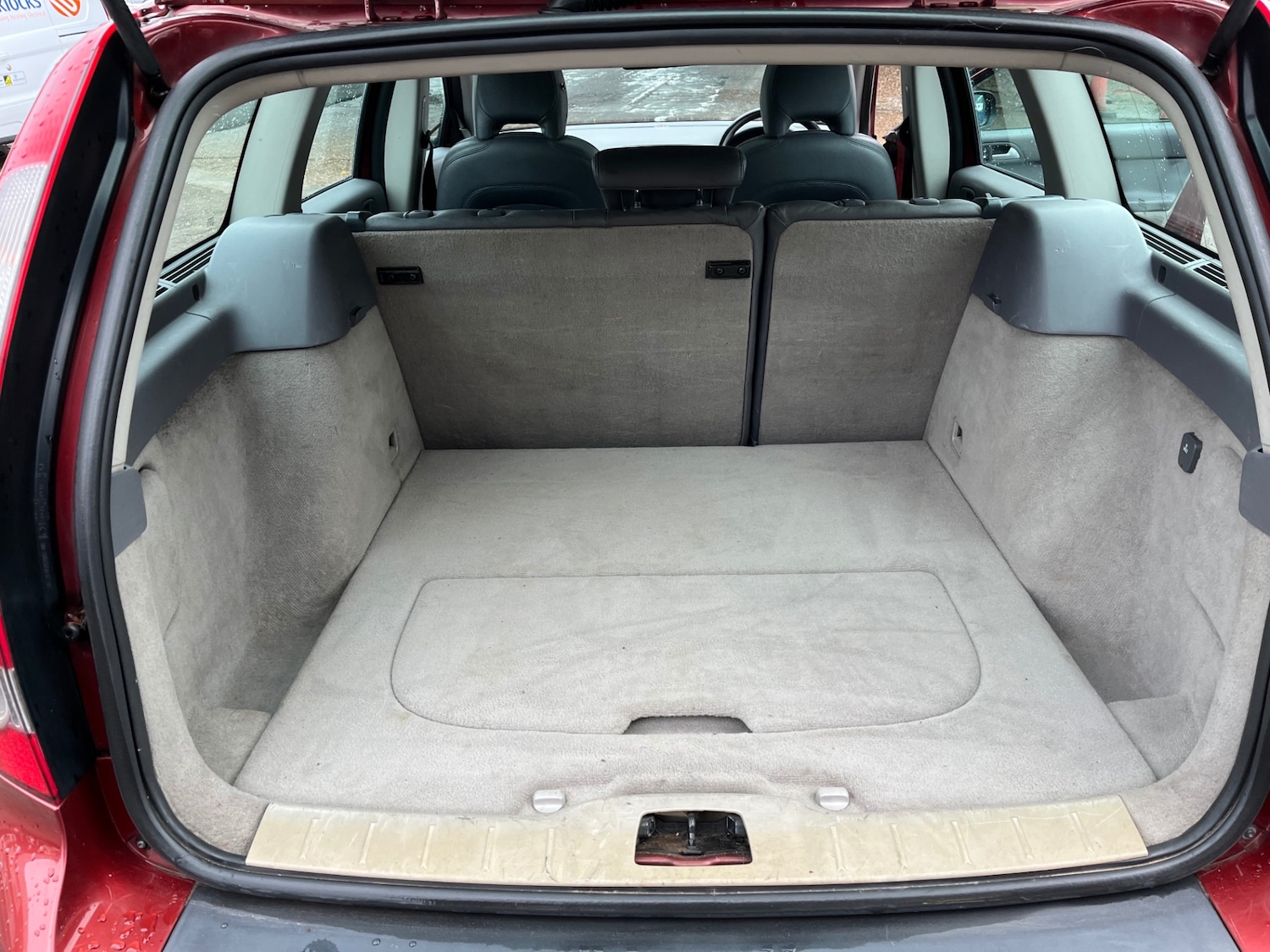 Used Volvo V50 2006 for sale - 76615971: Photo 8