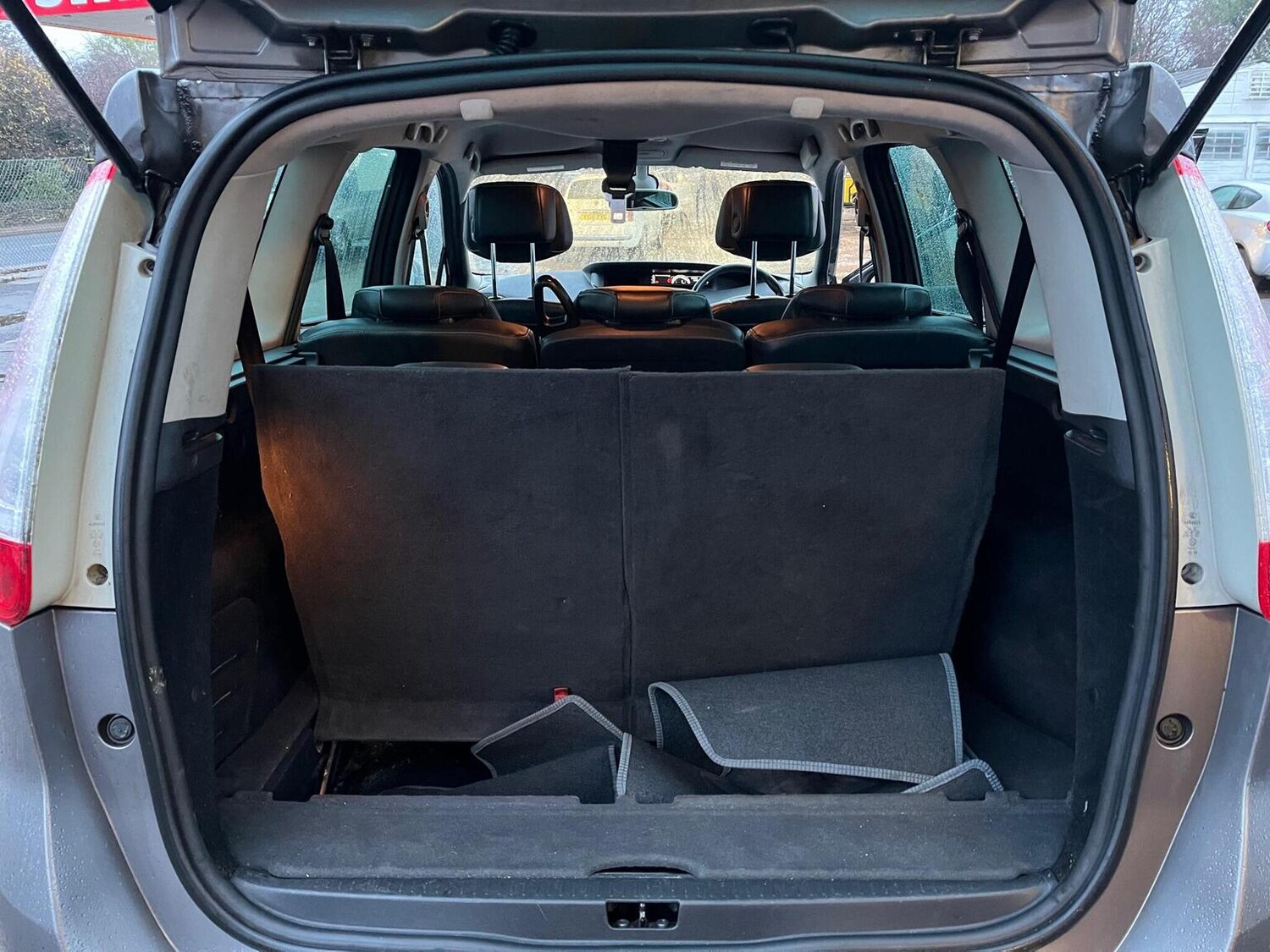 Used Renault Grand Scenic 2015 for sale - 78090791: Photo 10