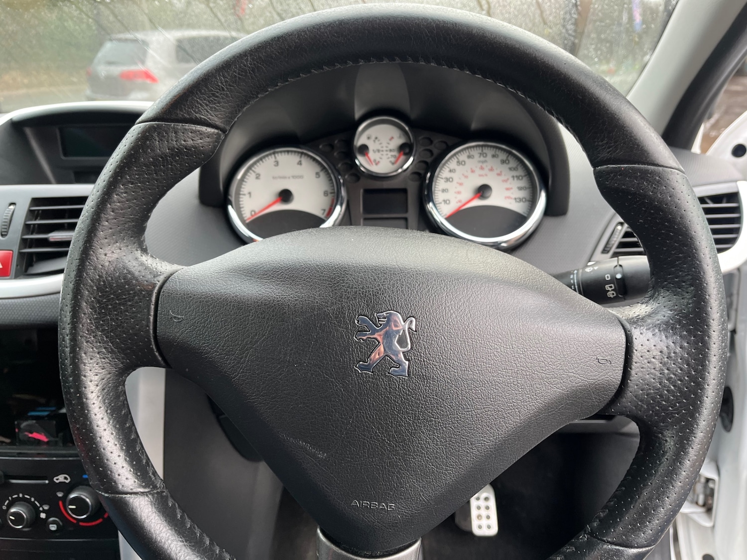 Used Peugeot 207 2012 for sale - 77089459: Photo 17