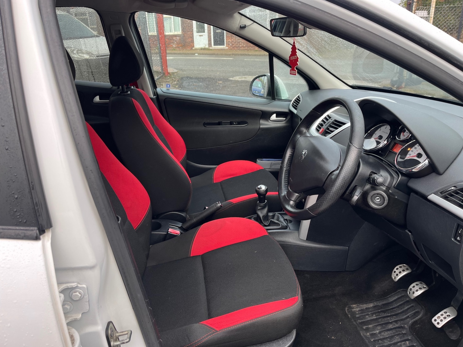 Used Peugeot 207 2012 for sale - 77089459: Photo 7