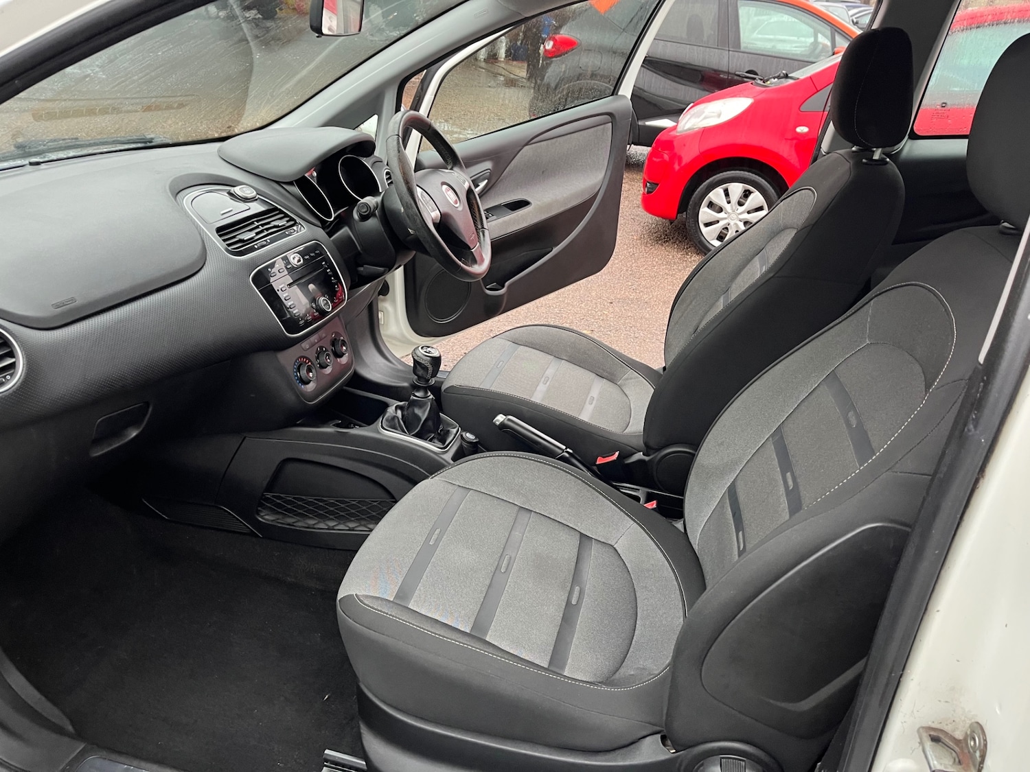 Used Fiat Punto Evo 2010 for sale - 76616406: Photo 10