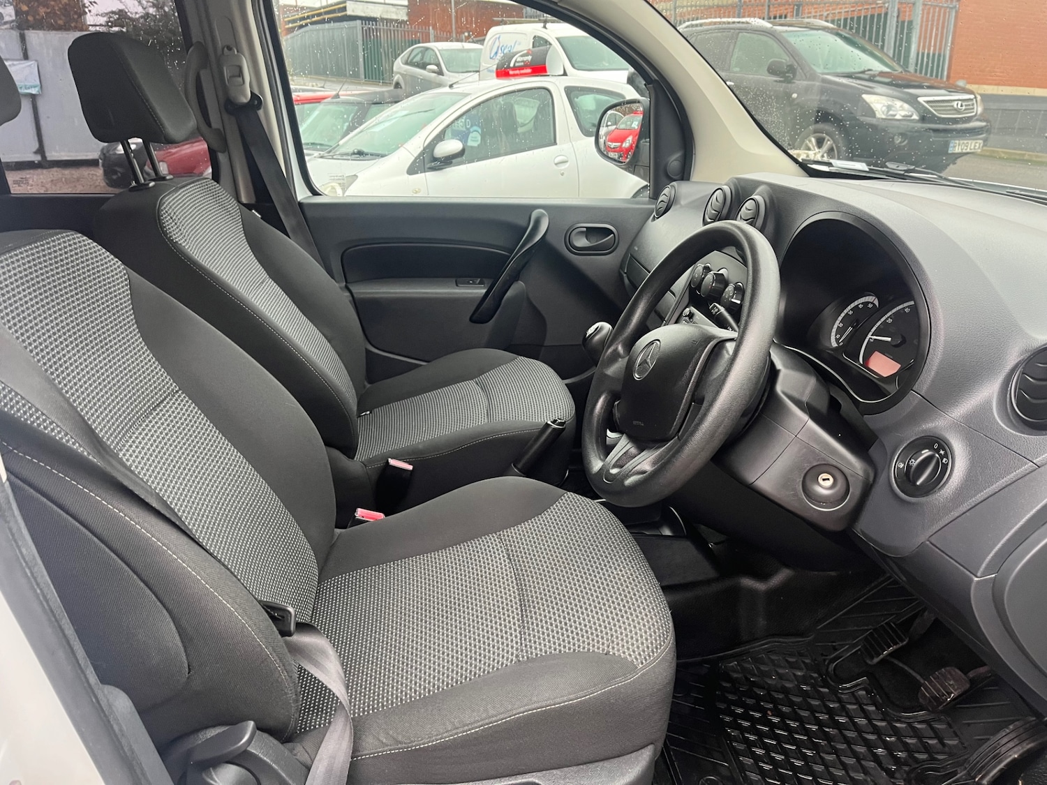Used Mercedes-Benz Citan 2018 for sale - 76536927: Photo 4