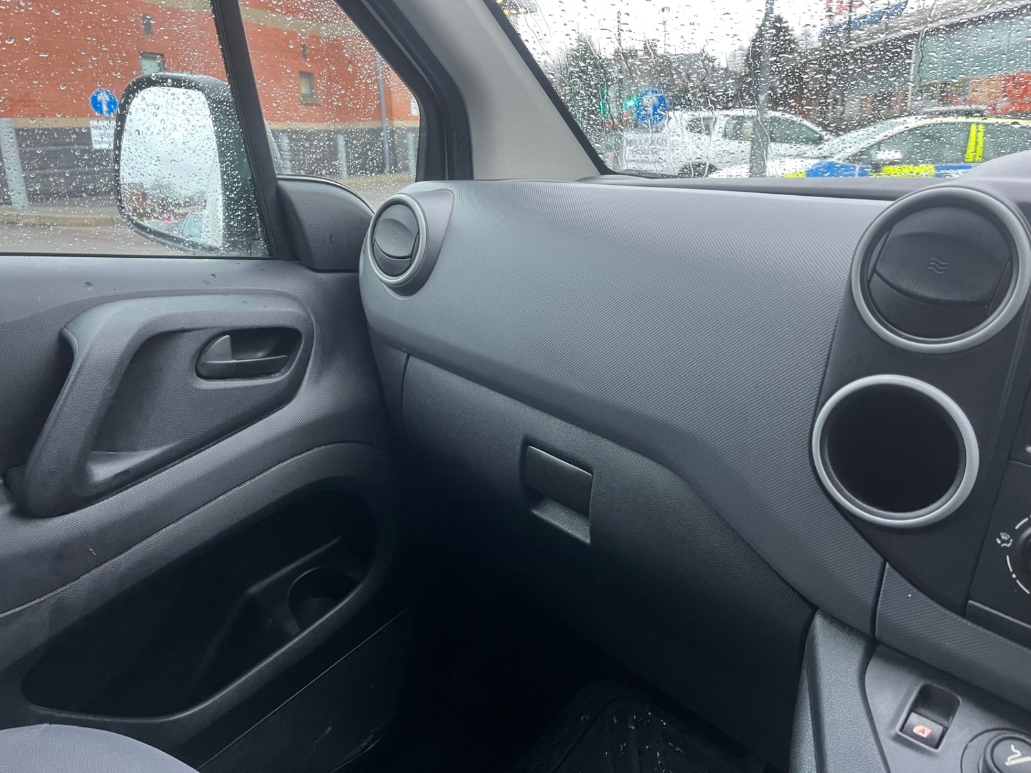 Used Peugeot Partner 2012 for sale - 77681919: Photo 15