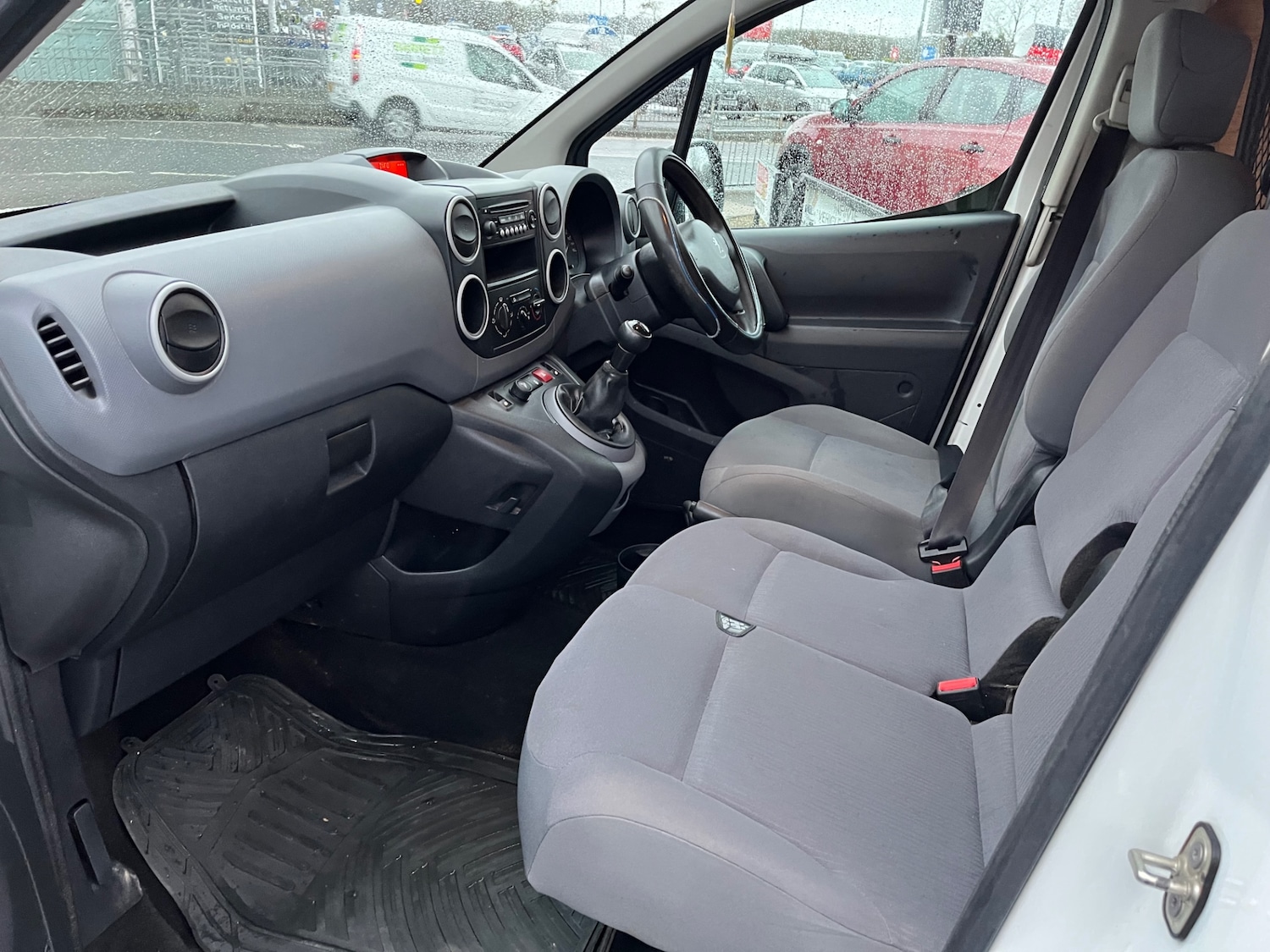 Used Peugeot Partner 2012 for sale - 77681919: Photo 9