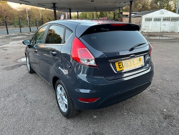 Used Ford Fiesta 2013 for sale - 76377012: Photo