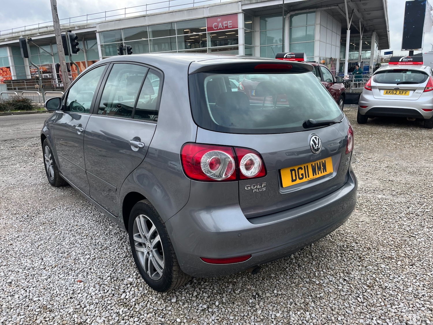 Used Volkswagen Golf Plus 2011 for sale - 77592554: Photo 4