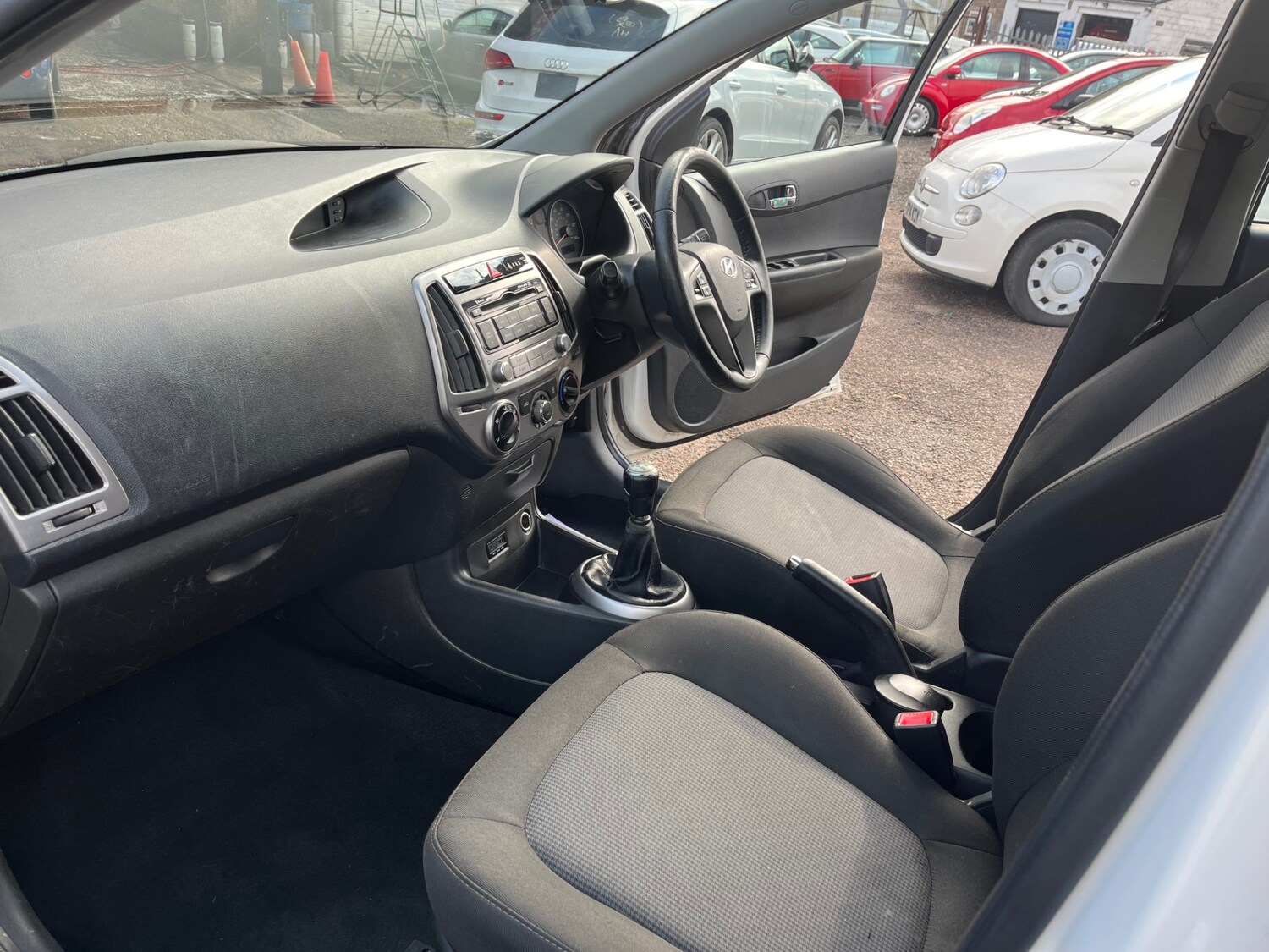 Used Hyundai i20 2012 for sale - 76536559: Photo 11